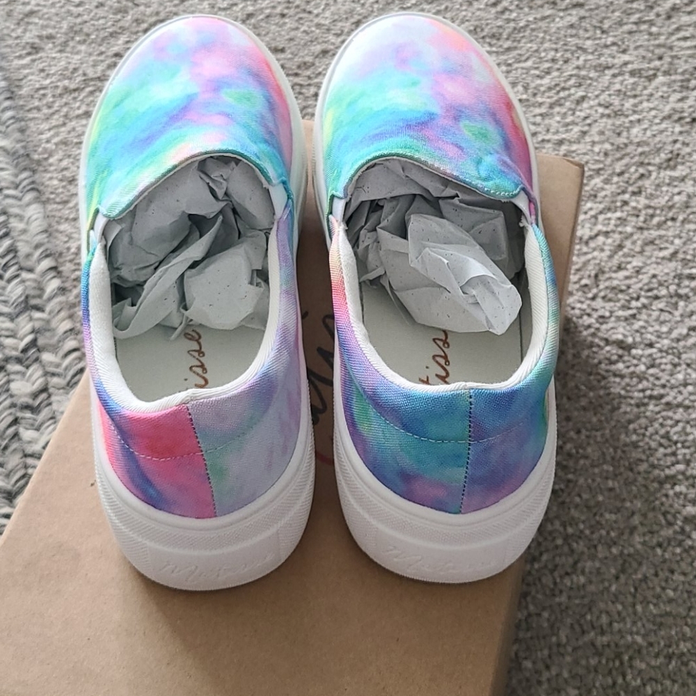 Coconuts by Matisse Harry Slip On Shoe in Tie Dye - Picture 4 of 5